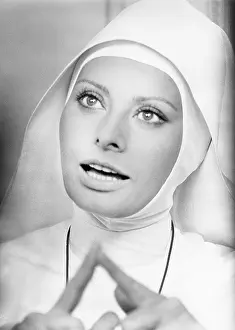 Bianco: Sophia Loren - actress