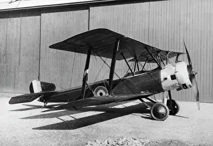 Strutter: Sopwith 15 Strutter (forward view, on the ground)