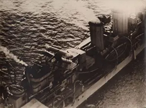 Sopwith: Sopwith 2F1 Camel on a ship