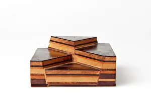 Strata: Sopwith Model VI: Intersecting mineral veins