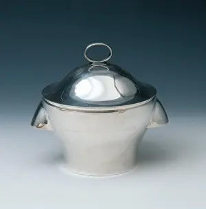 Nickel: Soup tureen