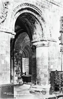Focusing: South Door of St. Bartholomew the Great