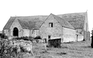 Tithe: South Littleton, the Old Tithe Barn c1960