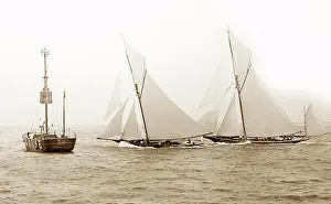 Lightship: Southend Lightship and racing yachts