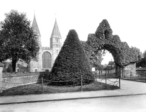 Southwell: Southwell, the Minster, the West Gate 1924