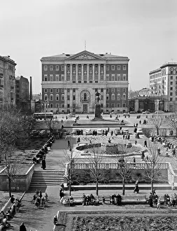 Trepetov: Sovetskaya Square, 1959