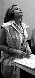 Sovremennik: Soviet actress Marina Neyolova, 1977