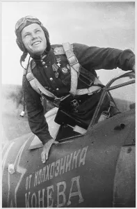 Credited: SOVIET AIR ACE