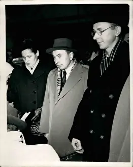Withdrawing: Soviet ambassador Yershev and wife exit Israel, Tel Aviv