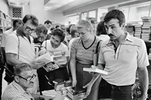 Nadezhdin: Soviet Book Store