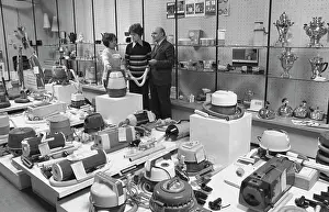 Consumer: Soviet consumer goods, 1977