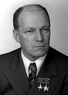 Rukavishnikov: Soviet cosmonaut Nikolai Rukavishnikov, 1976