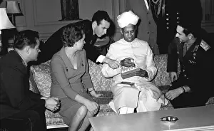 Andrian: Soviet cosmonauts visit India