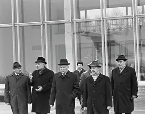 Chernenko: Soviet delegation visits Greece