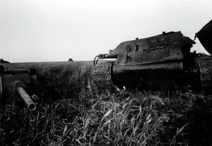 Downed: Soviet downed tank, 1942