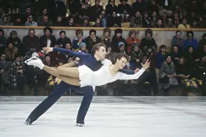 Minenkov: Soviet figure skaters Irina Moiseyeva and Andrei