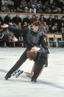 Bestemyanova: Soviet figure skaters Natalya Bestemyanova and
