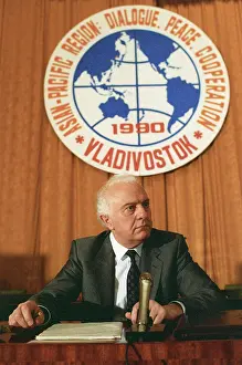 Participates: Soviet Foreign Minister Shevardnadze at Pacific