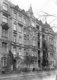 Consulate: Soviet hotel in Berlin, around 1925