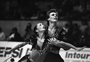 Usova: Soviet ice dancers Maya Usova and Alexander Zhulin, 1987