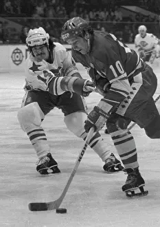 Glinka: Soviet ice-hockey forward A. Maltsev, 1978