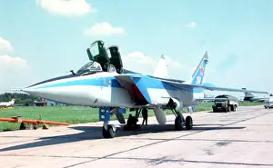 Foxhound: Soviet interceptor MiG-31