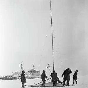 Kunov: Soviet North Pole 10 station