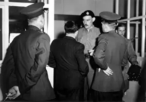 Unsuccessfully: Soviet officers at British headquarters in Berlin