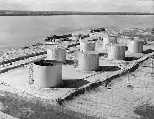 Reservoirs: Soviet oil field, 1970