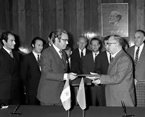 Perez: Soviet-Peruvian deal on machinery and equipment