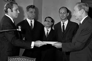 Diplomatic: Soviet-Peruvian trade agreement, 1969