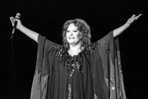 Pugacheva: Soviet pop singer Alla Pugacheva at Olimpiyskiy
