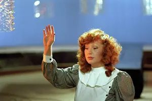 Unon: Soviet pop singer Alla Pugacheva performing, 1983