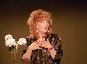 Sozinov: Soviet pop singer Alla Pugacheva performing, 1985
