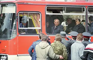 Uralmash: Soviet President Gorbachev visits Uralmash plant, 1990