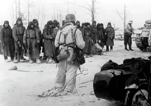 Blockade: Soviet prisoners of war at Lake Lodoga, 1943