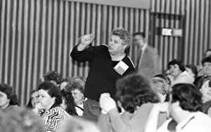 Netelev: Soviet psychotherapist Anatoly Kashpirovsky, 1990