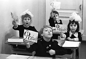 Lesson: Soviet pupils at music school, 1978