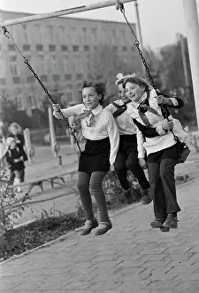 Potyrnike: Soviet schoolchildren