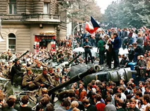 Libor: Soviet tanks - protest - Prague