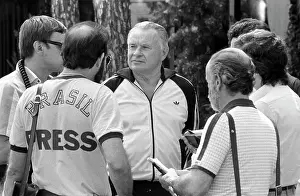 Beskov: Soviet team coach Beskov talks to reporters after