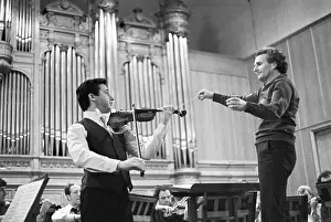 Symphony: Soviet violinist Vladimir Spivakov and United