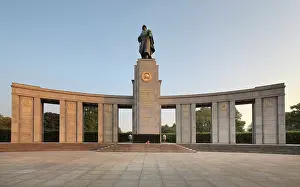 Stoa: Soviet War Memorial, Berlin, Germany