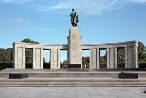 Stoa: Soviet War Memorial, Tiergarten, Berlin, Germany