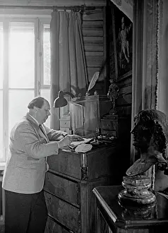 Publicist: Soviet writer Aleksey Tostoy