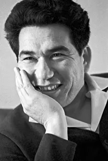 Kirgiz: Soviet writer Chinghiz Aitmatov