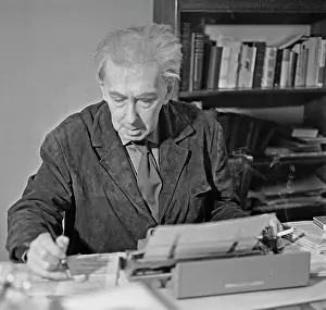 Erenburg: Soviet writer Ilya Ehrenburg