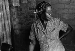 Homesteads: Soweto resident. 1983 @ Cedric Nunn