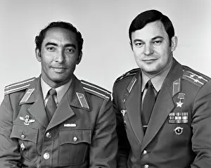 Mendez: Soyuz-38 Spaceship Crew