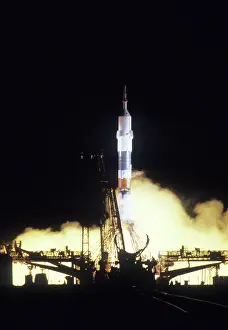 Salyut: Soyuz T-7 spaceship on launch pad, 1982
